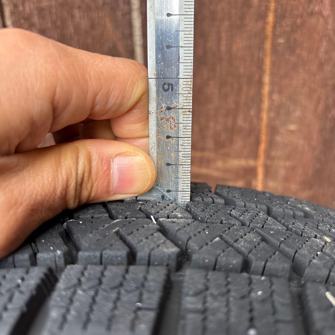 ブリヂストン BLIZZAK 145/80 R13スタッドレスタイヤ　ホイール①