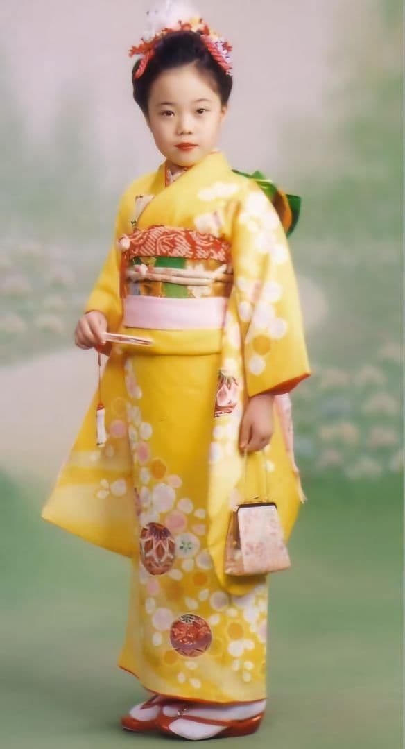 大幅値下げ 未使用に近い フルセット 七五三着物 七歳祝着(クリーム地手鞠柄)