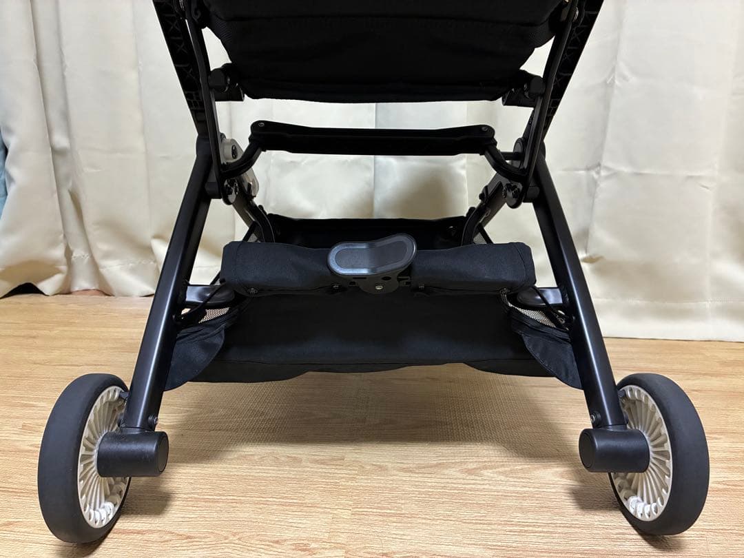 cybex リベル 2022 シーシェルベージュ バンパーバー付き