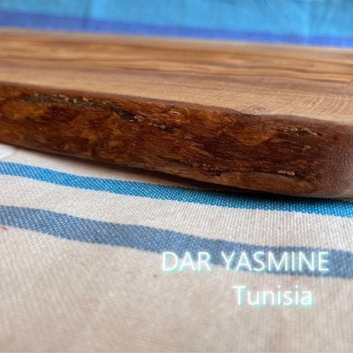 オリーブの木 個性あふれる１点もの　超特大フリーカット　潔く愚直に生きる姿