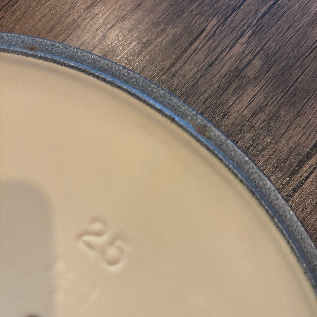 ない！Le Creusetココットロンド22カシス＋オーバル25ラピス