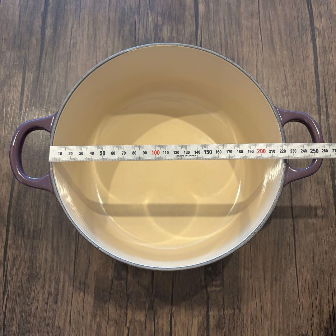 ない！Le Creusetココットロンド22カシス＋オーバル25ラピス