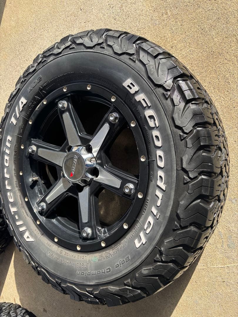 MKWホイール・BFGoodrich オールテレインタイヤセット　最終価格