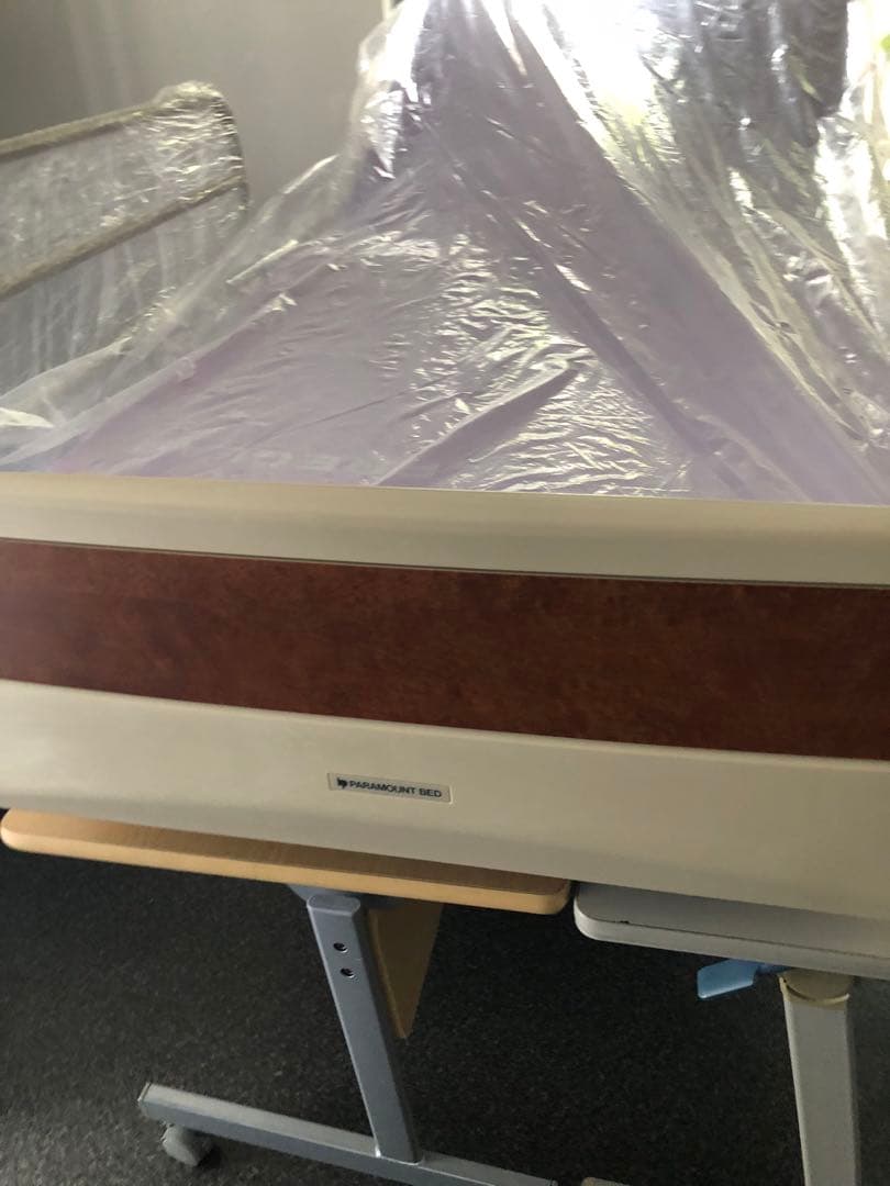 年末特価 介護用ベッド　楽匠８３０幅ミニ　パラマウント２モータ