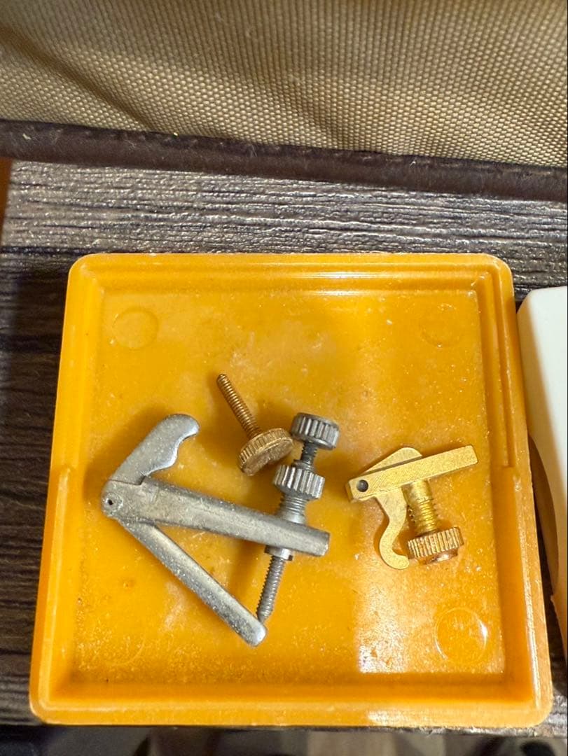 【送料込み】ハルシュタット　バイオリン 本体 ケース付き　付属品あり　4／4