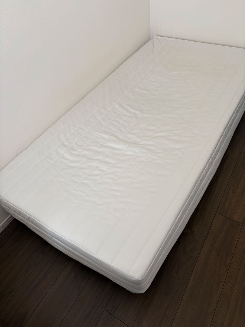 【都内ピックアップできる方限定】MUJI 脚付きマットレス付きシングル