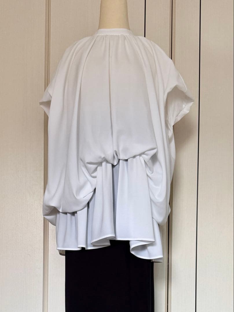 3.5万⭐️ENFOLD ウェーブシャーリングブラウス 美品　白