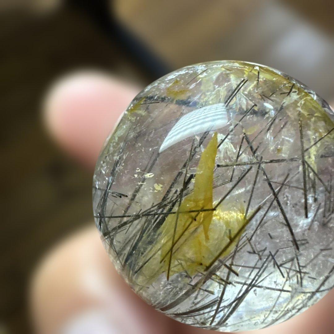 【高品質】ブラックルチルクォーツスフィア　丸玉