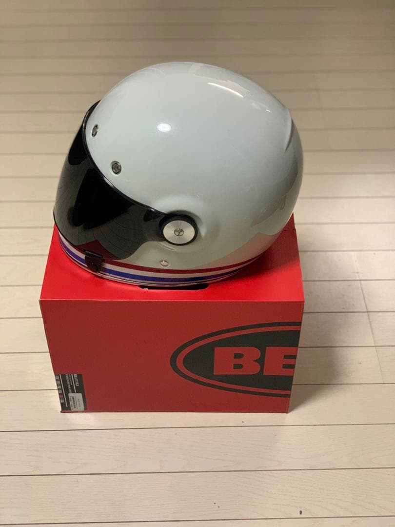 BELL BULLITT DLX ストライプパールホワイト　サイズXL