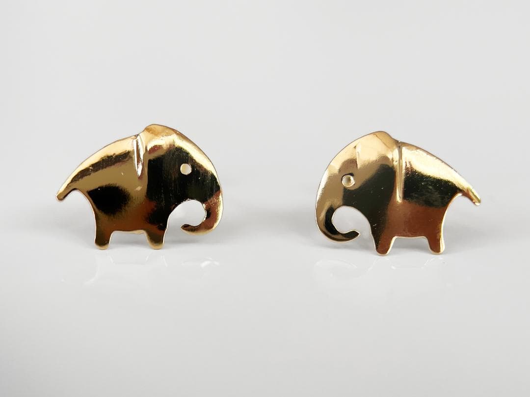 専用　K18 ゾウさん スタッドピアス