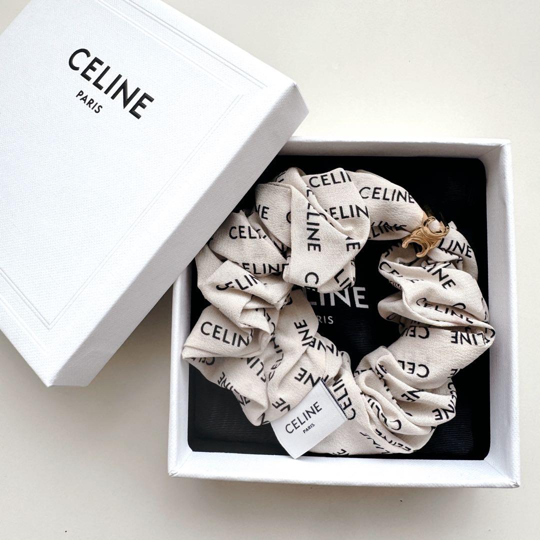 CELINEセリーヌ 正規品 レイユールシュシュホワイト　箱・保存袋（ロゴ布）付