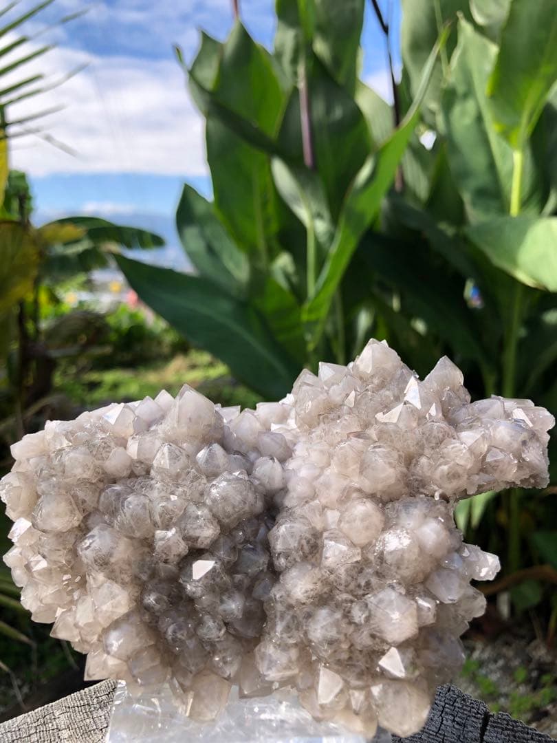 ❤️超レア　灰色　✳グレー　ファントム　クォーツ　キラキラ　水晶クラスター