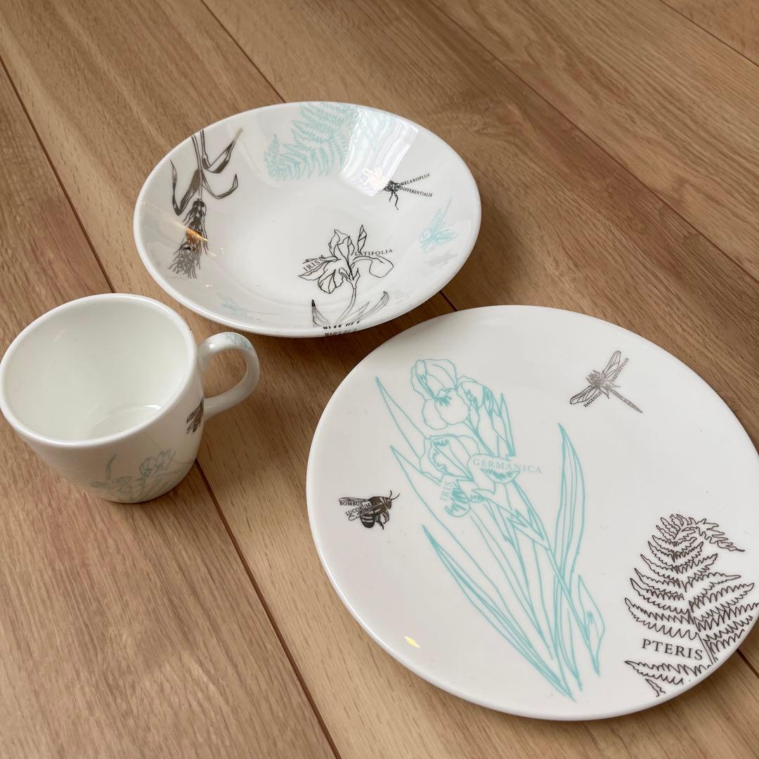 【Tiffany：新品・未使用】植物と昆虫デザインの食器セット