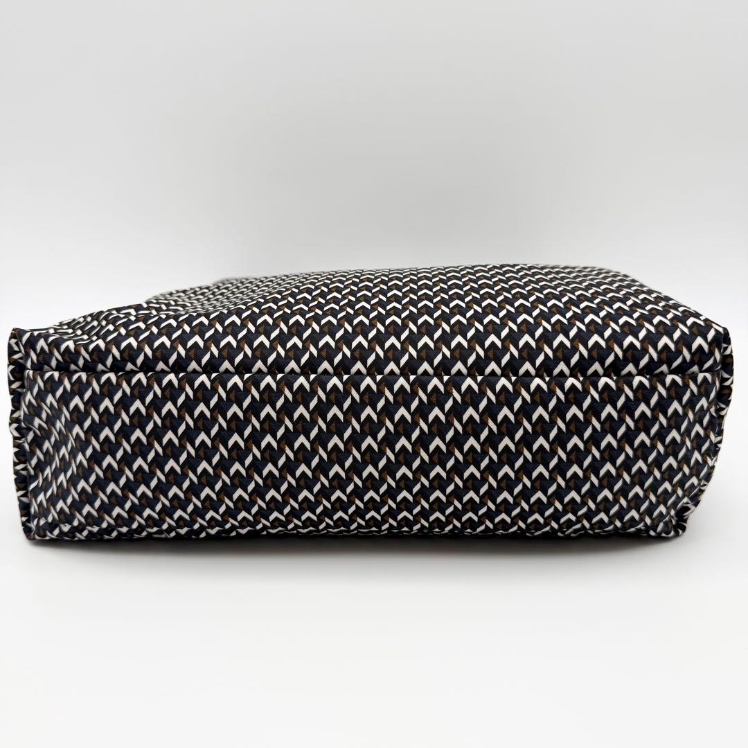 【極美品】ロベルタピエリ JALオリジナル TATAMI 軽量 撥水トートバッグ