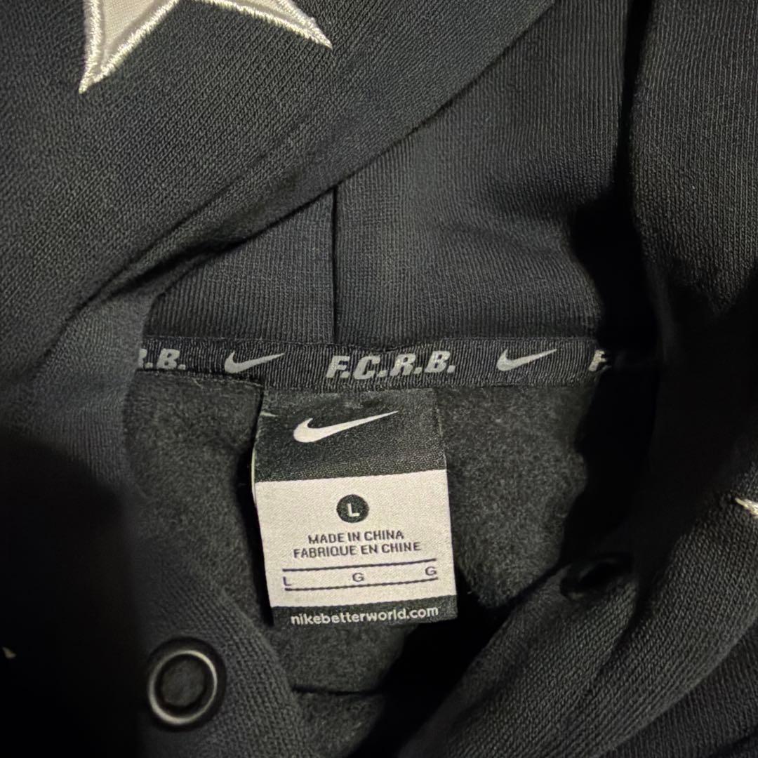 F.C.R.B. Bristol NIKE パーカー　スウェット