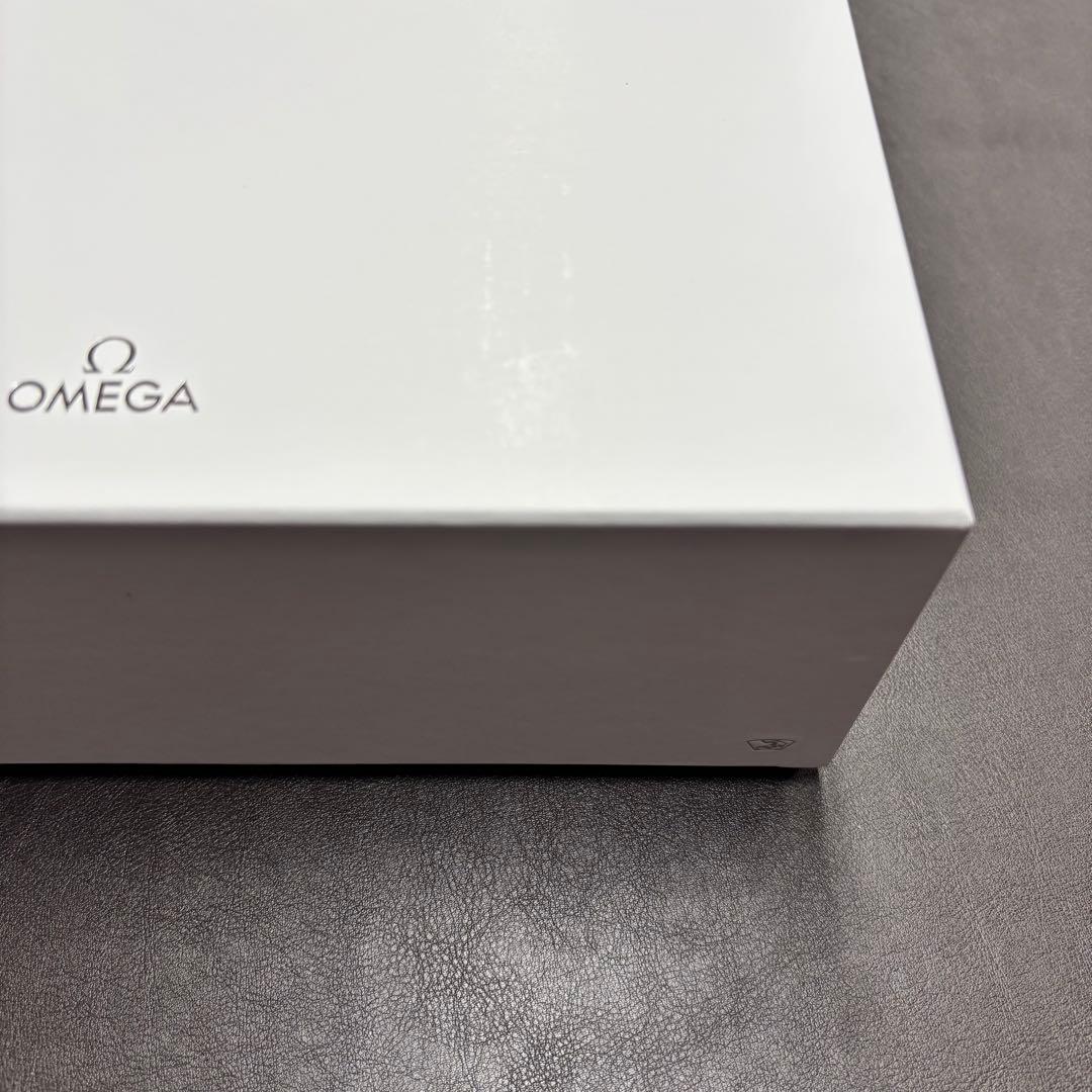 OMEGA 木製 時計ケース　シーホースピンバッチ付き