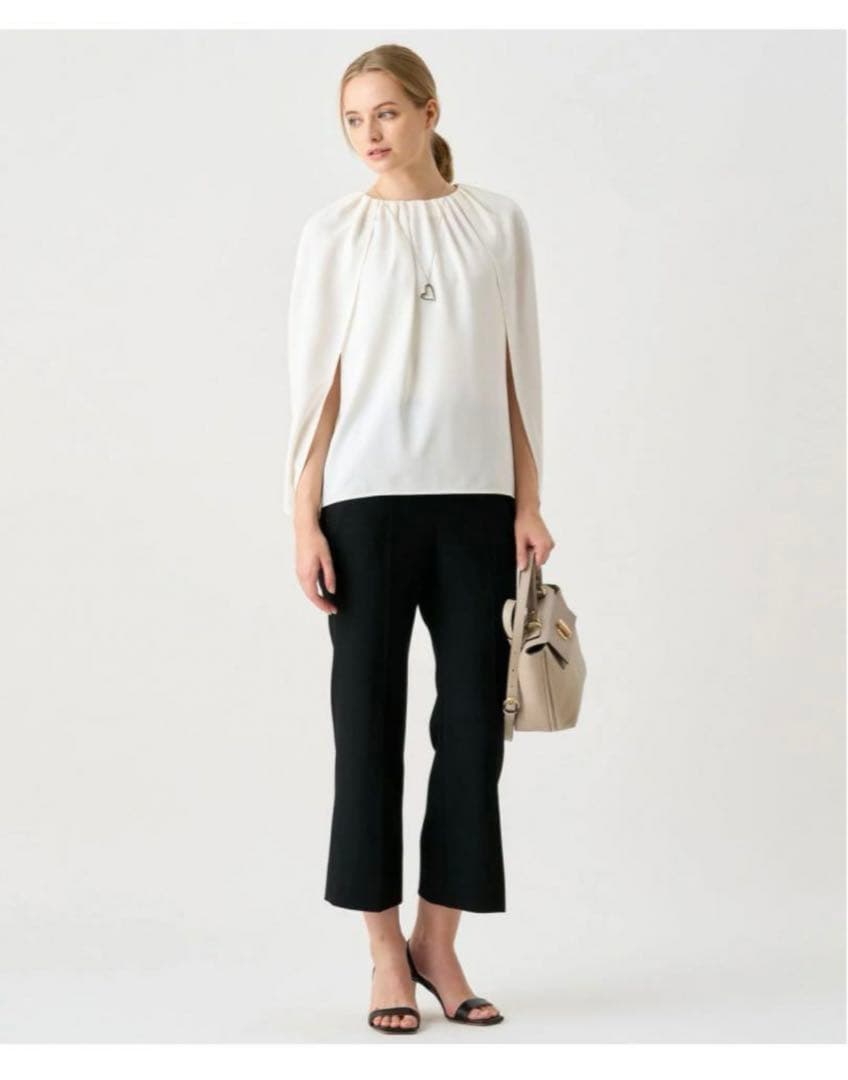 アナイ　コンパクトサテンタックケープ　ブラウス