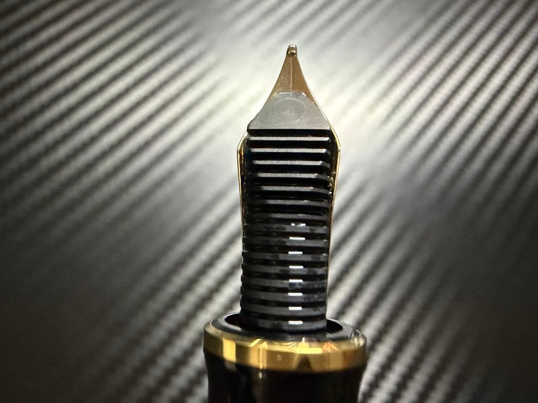 未使用に近い ペリカン スーベレーン M400 緑縞 EF 極細字 万年筆