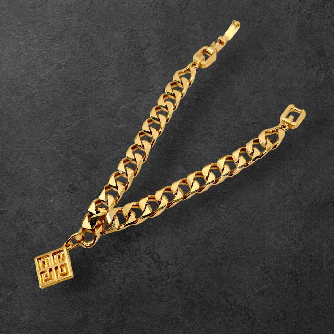 【小僧ページ 】ジバンシィ ブレスレット