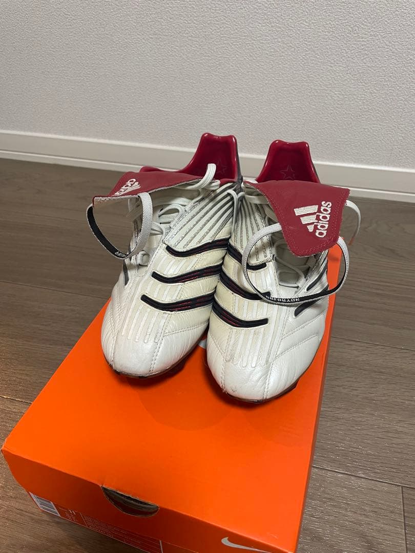 adidas プレデターアブソリュートHG 27.5cm