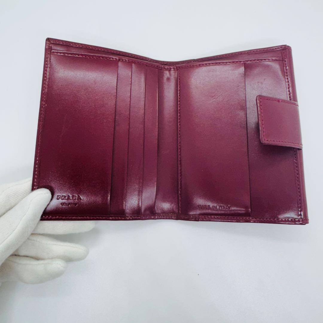 ✨PRADA✨プラダ✨バーガンディ✨レザー✨ヴィンテージ✨二つ折り財布✨