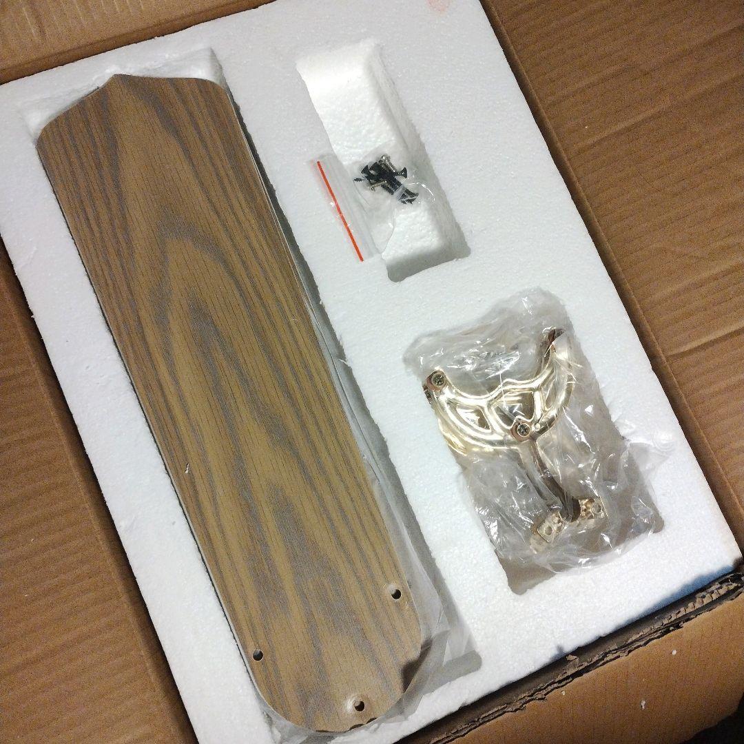 シーリングファンライト 4灯 引掛シーリング式 木目調 羽根付き照明