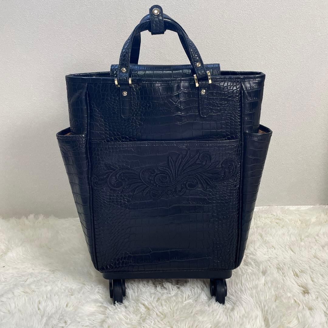 極美品　近沢レース　コラボ　スワニー　2way キャリーバッグ　クロコ型押し　黒