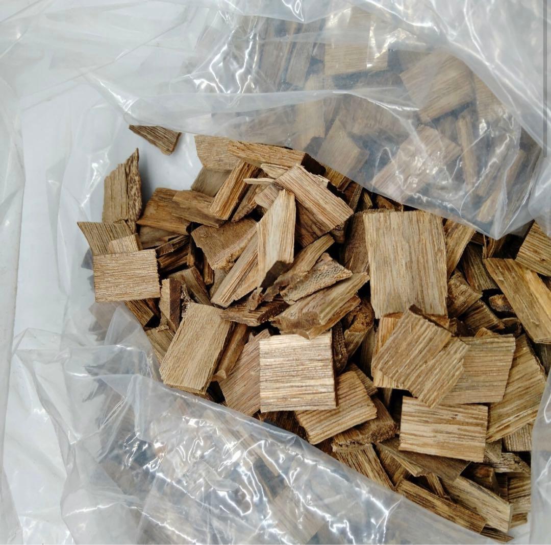 香木、沈香　約253グラム