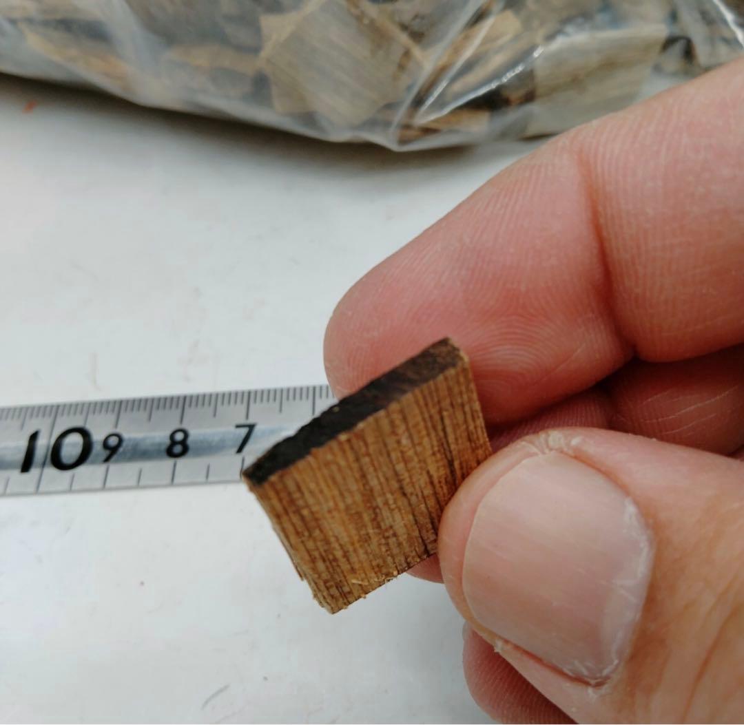 香木、沈香　約253グラム