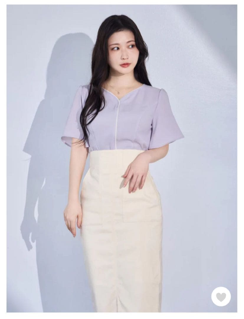 overE ハートネックパイピングブラウス 96