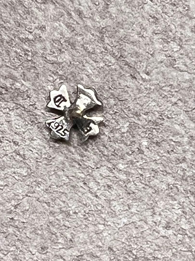 クロムハーツ ピアス CHプラス スタッド シルバー ピアス + ダイヤモン