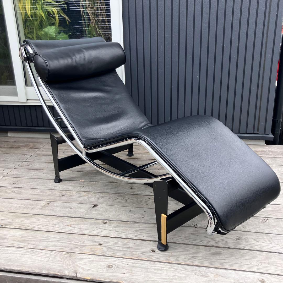 ル・コルビュジエ シェーズロング 本革 LC4 リクライニングソファ ベッド