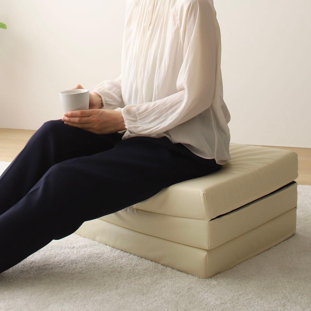 L新品 フロアマット 180cm ブラック 黒 クッションマット レザー 座布団