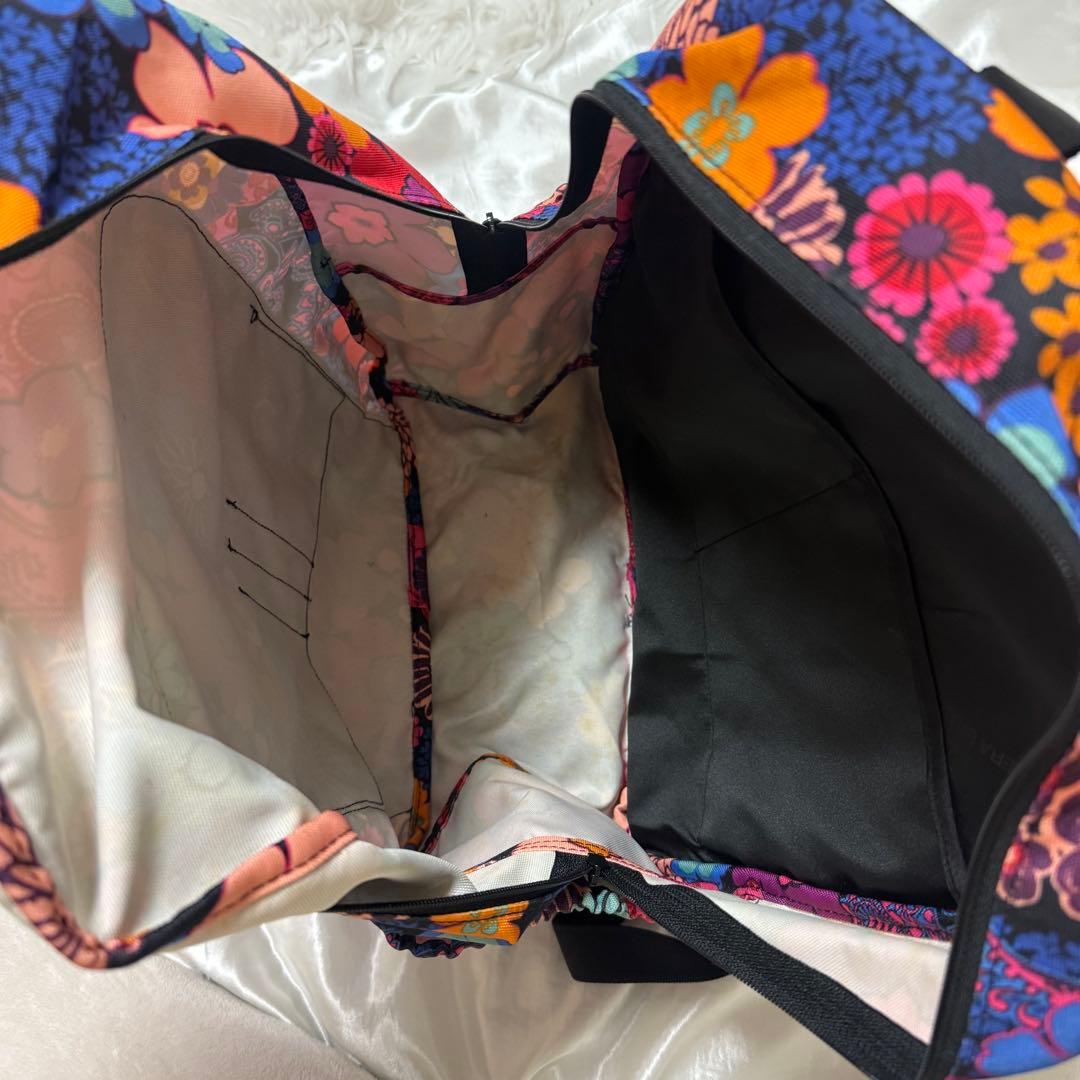 【極美品】レア Vera Bradleyフラワープリント リュック バックパック