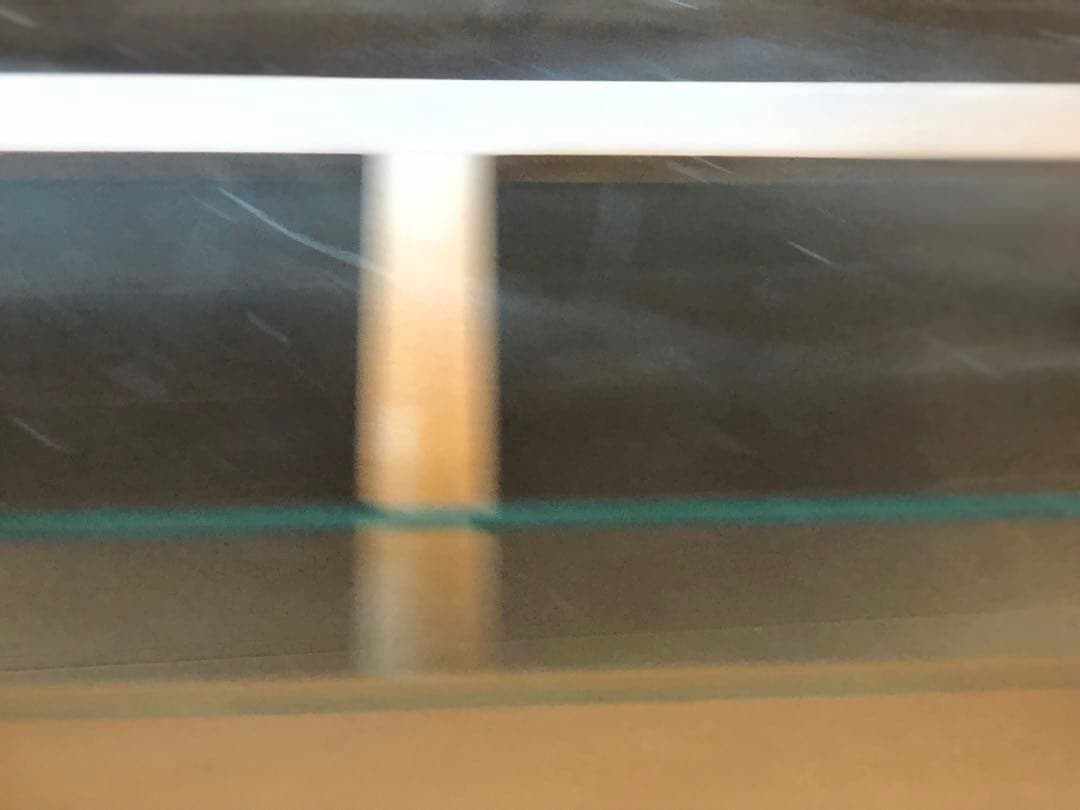 引取り限定!ガラスと木のリビングテーブル