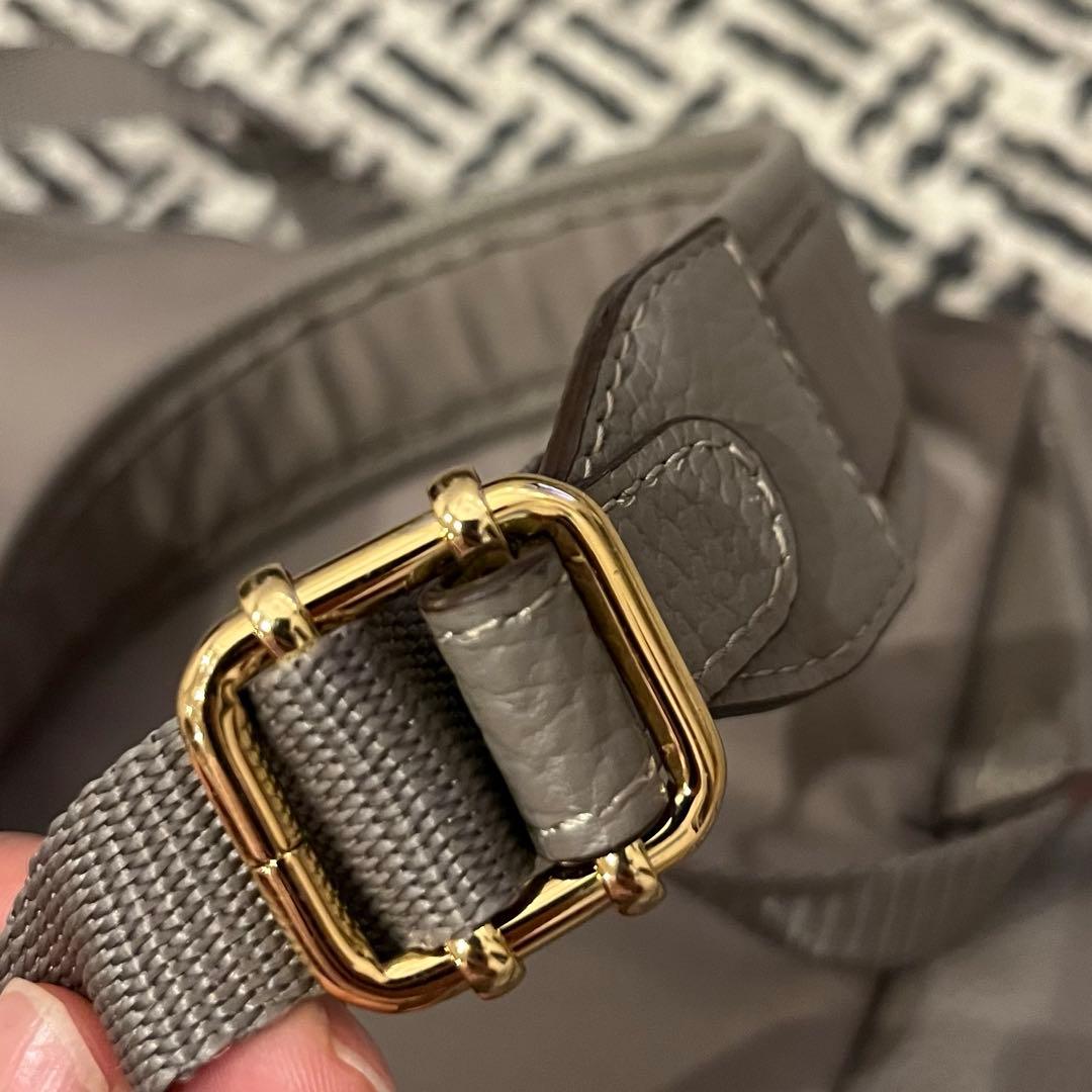 極美品　アタオ　リュック　ALLDAY オールデイ　撥水レザー