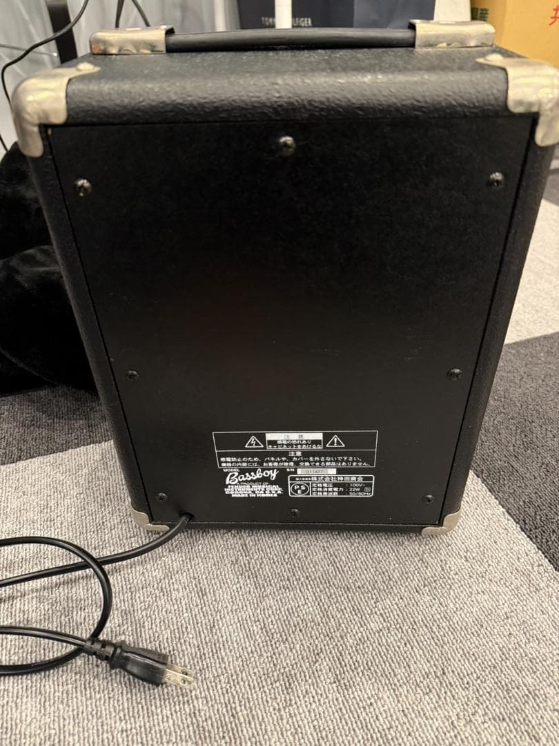 Fender Bassboy ベース用アンプ 小型 ケーブル付き