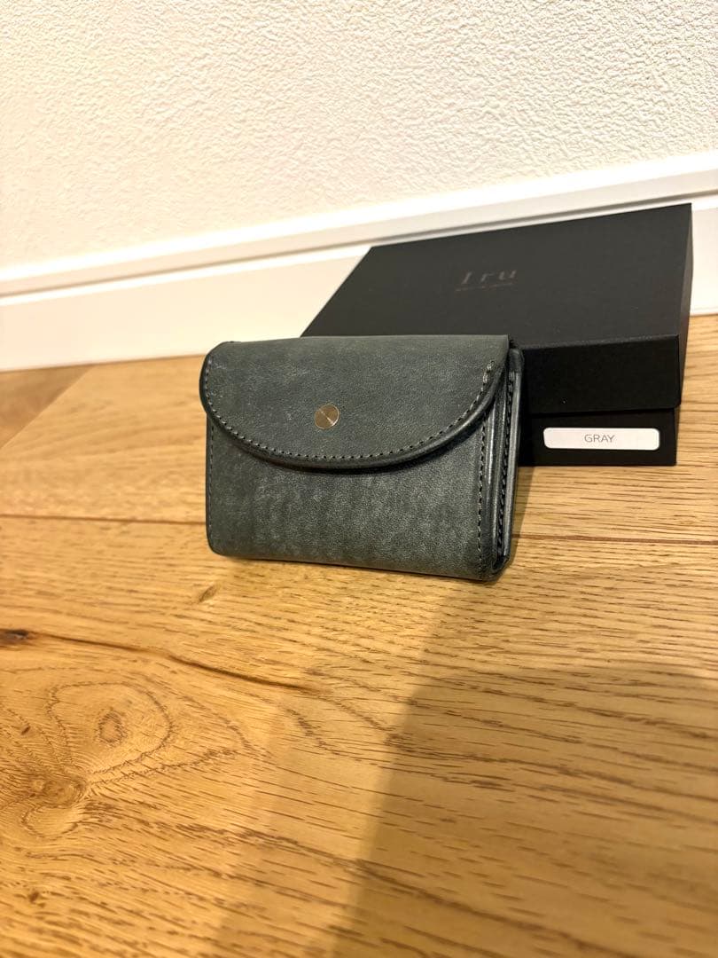 【新品未使用】Irux×IKENOHATA GINKAWATEN 二つ折り財布