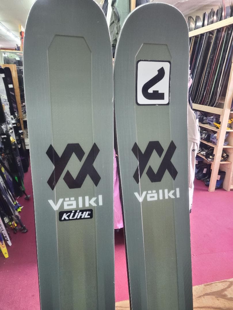 191cm VOLKL MANTRA 102 + DUKE PT16 + シール