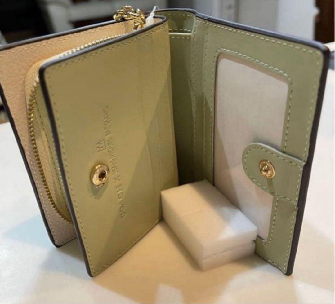 COACHパスキアコラボホワイト白二つ折り財布スナップウォレット.新品未使用品