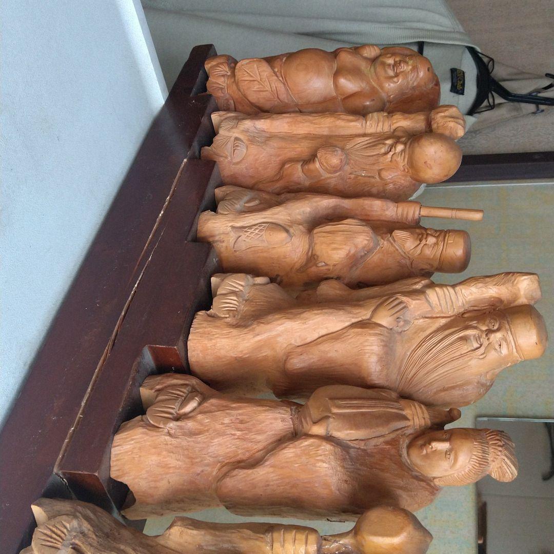 ツゲの木の置物