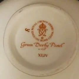 ロイヤルクラウンダービー パネル グリーン スープカップ＆ソーサー③④