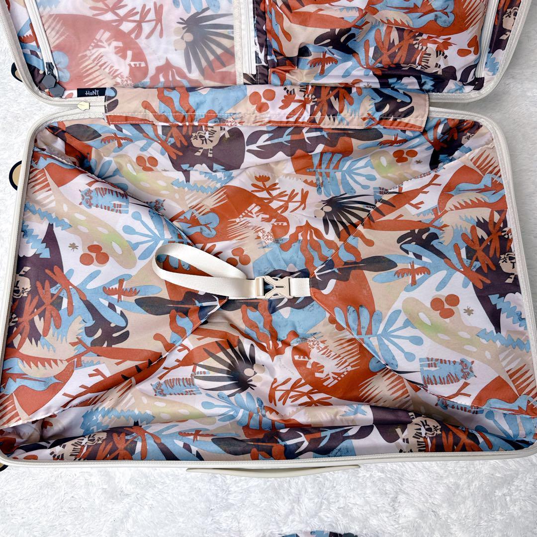 極美品　HaNT Hejhej ハント　ヘイヘイ　キャリーケース　70L　4輪