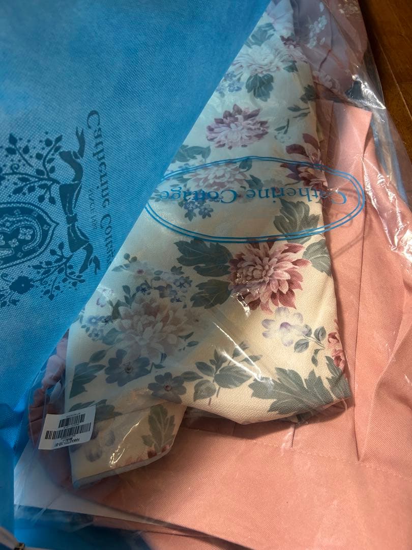 【大人気ダリア柄】キャサリンコテージ　簡単着付け袴セット 150 肌襦袢　ブーツ