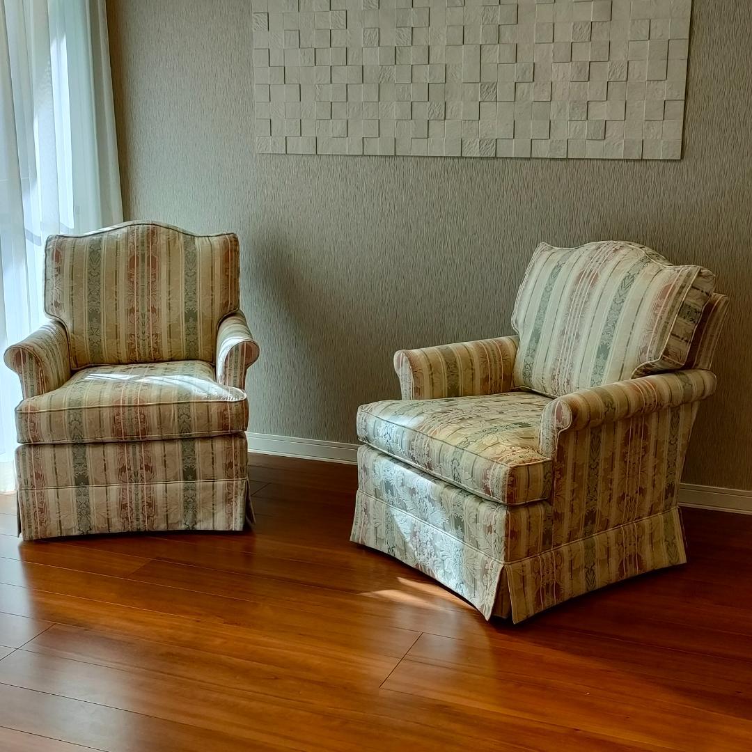 〈美品〉トーマスビル　一人掛けソファ　米国製　クッション付き①