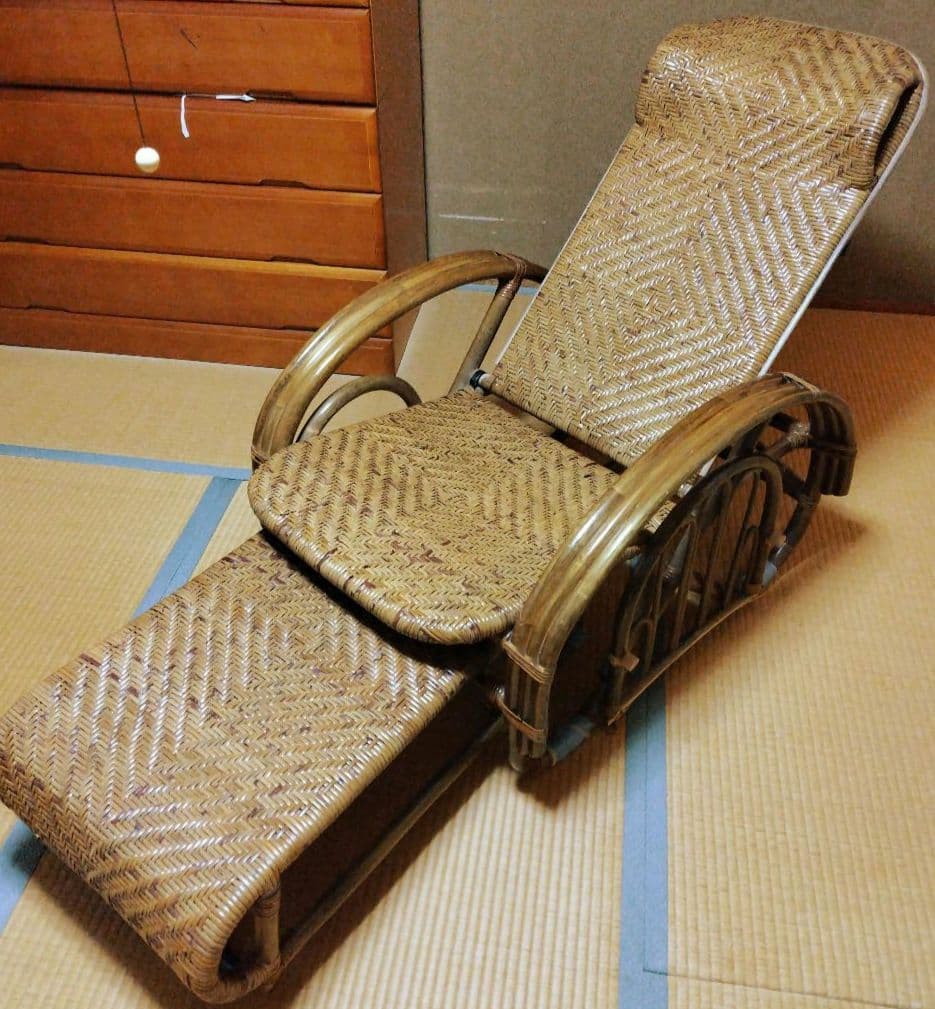 ラタンリクライニングチェア