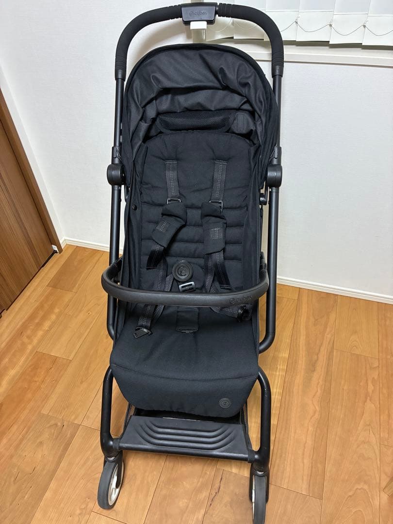 cybex eezy sb2 ベビーカー　ブラック