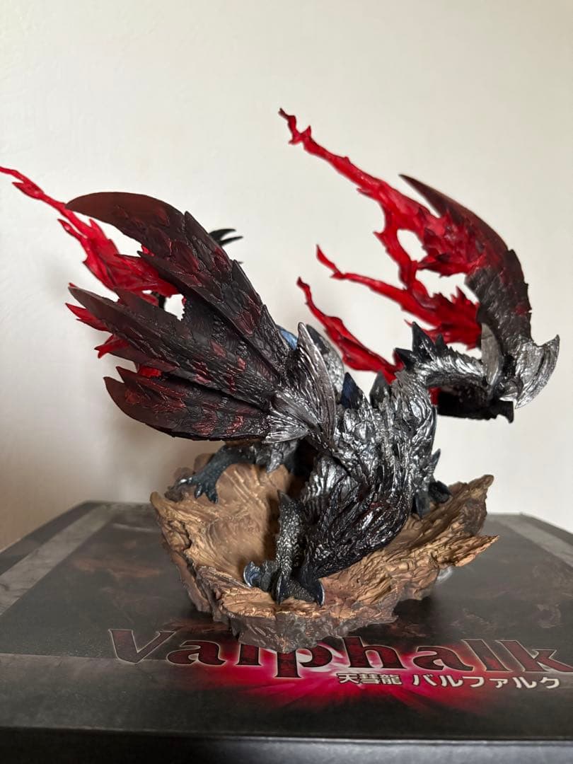 初回生産版　モンスターハンター　クリエイターズモデル 　バルファルク　怒り