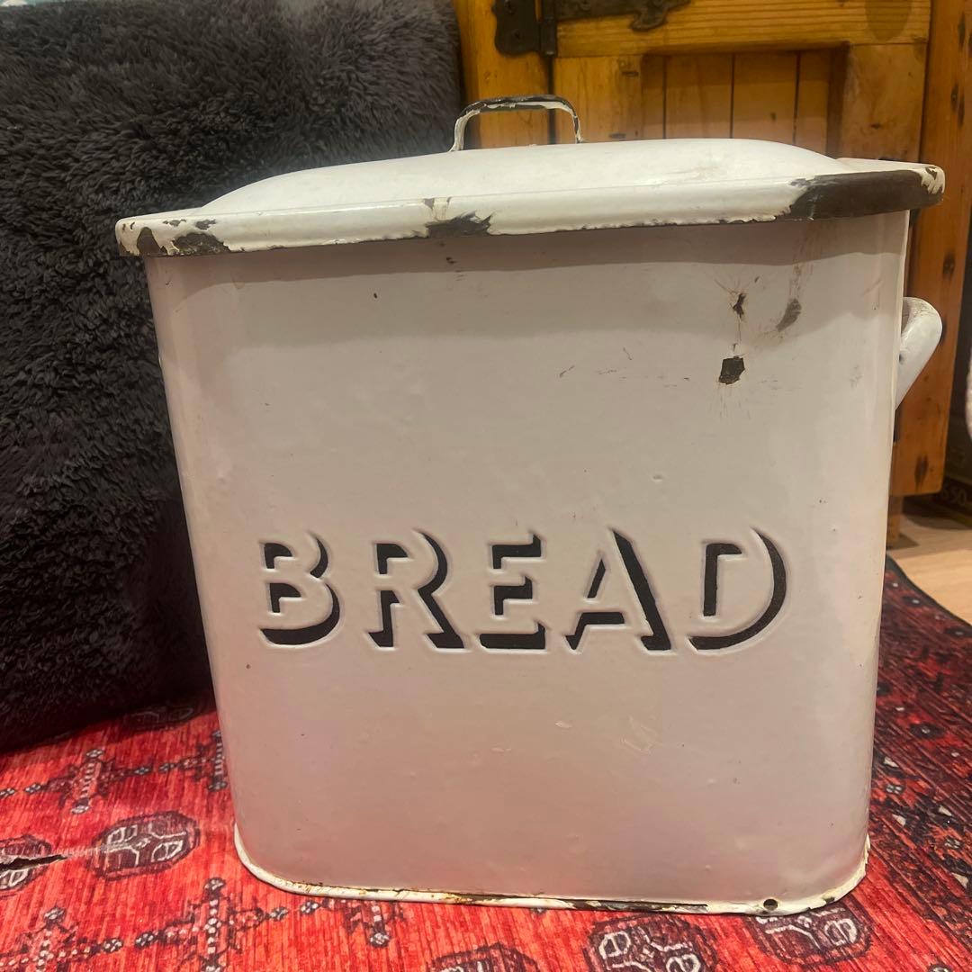 ꕤイギリスアンティークꕤブレット缶