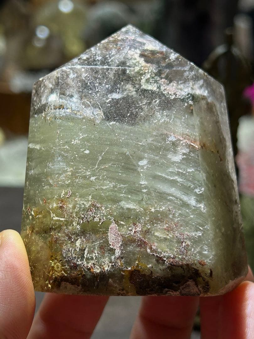 ⭐️別格高級品！帝王秘宝！ガーデンクォーツ　六角柱　原石